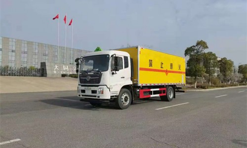 東風(fēng)天錦210馬力氣瓶運(yùn)輸車(chē) 
